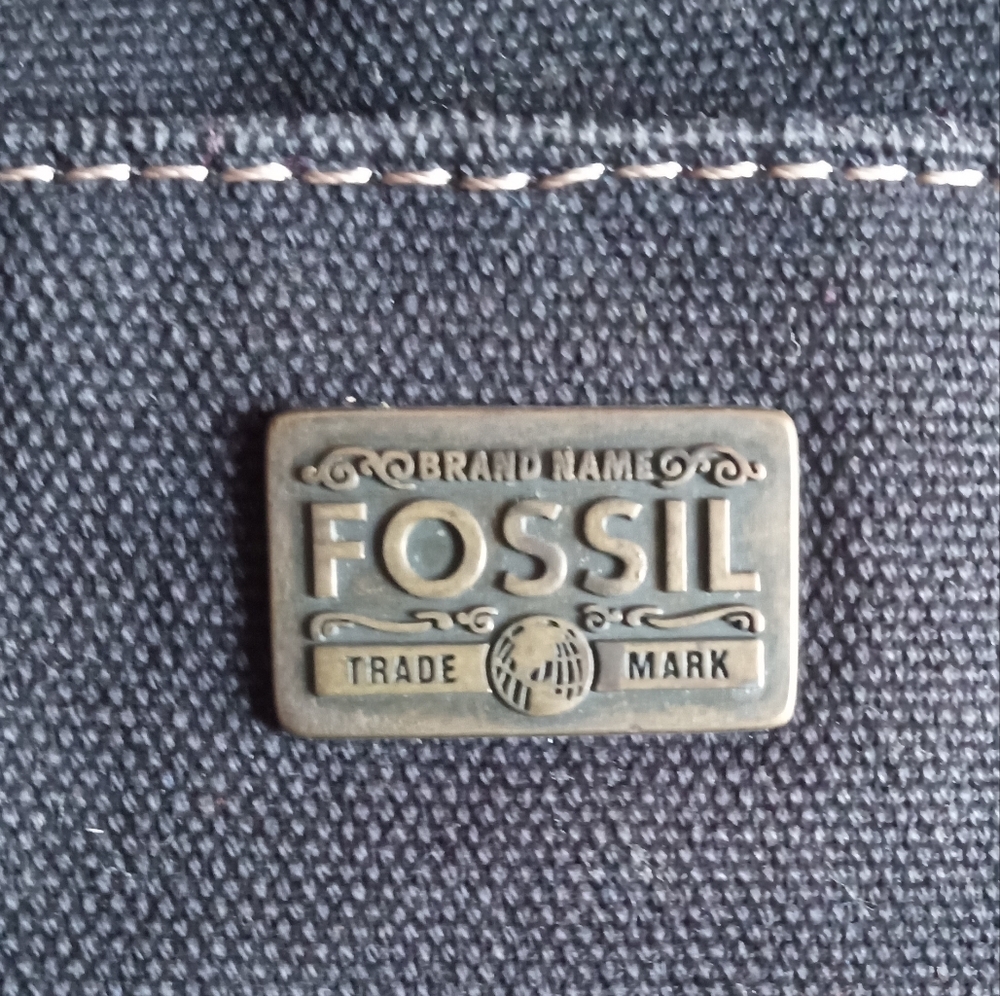 Fossil - Picture 4 of 8